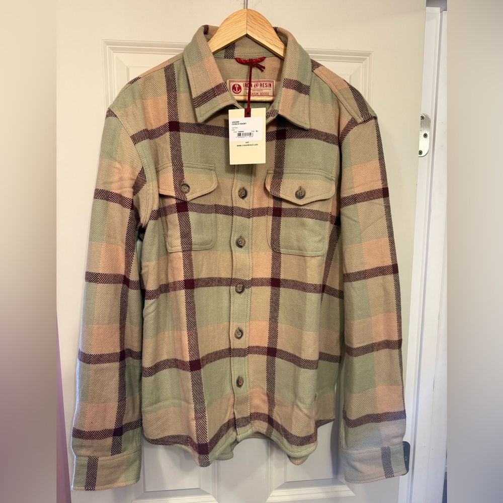 Iron & Resin Heavy Conejo Green/Brown Shirt XL